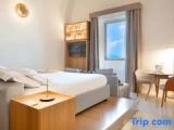 Deluxe room with sea view