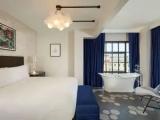 Penthouse Suite
