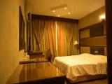 (Window is Not Guaranteed) Double room