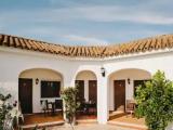 2 Bedrooms Bungalow