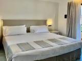 Standard Triple room with balcony