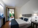 Standard Double room with partial view