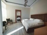 Suite with city view