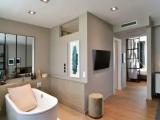 Executive Double Suite with city view
