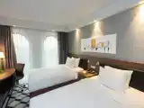 Twin room with City View