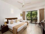 Deluxe Double room with balcony and with garden view