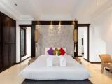 2 Bedrooms Villa