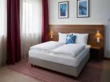 Standard Double room with street view