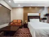 2 Bedrooms Double Suite