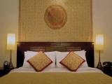 Deluxe room with pool view