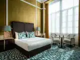 Executive room with city view