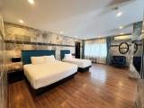 Suite with balcony and with garden view