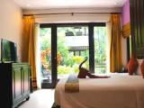 Superior Triple room with garden view
