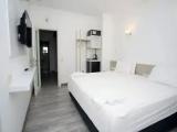 1 Bedroom Standard Family room with balcony