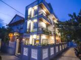 1 Bedroom Standard Triple room with garden view