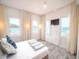 Deluxe Quadruple Suite with sea view