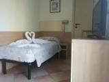 Standard Sextuple Family room