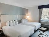Deluxe Quadruple room with park view