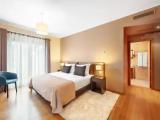 4 Bedrooms Villa