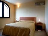 3 Bedrooms Sextuple Apartment