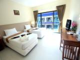 Twin room with pool view