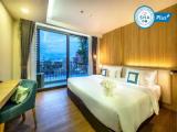 Deluxe room with pool view