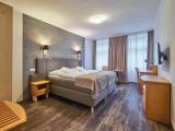 2 Bedrooms Standard Family room