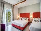 Standard Triple room with balcony