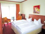 Standard Double room with land view