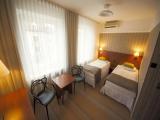 Standard room with street view
