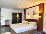Deluxe room with pool view