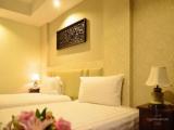 Executive Twin room with pool view