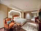 Standard Family room with mountain view