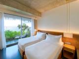 Deluxe Twin room with balcony and oceanfront