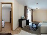 1 Bedroom Apartment with sea view