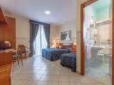 Classic Quadruple room