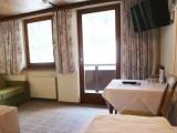 Comfort Family room with balcony and with mountain view
