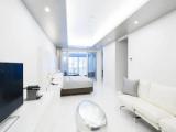 Suite with view