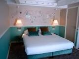 Standard room with city view