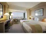 Standard Twin room with harbour view