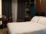 Premier room