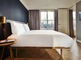1 Bedroom Double Suite with Parliament view