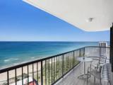 2 Bedrooms Apartment with ocean view