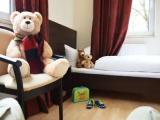 1 Bedroom Family Suite with park view