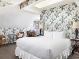 Deluxe Double Suite