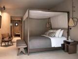 Ottoman with Jetted Tub Double Junior Suite