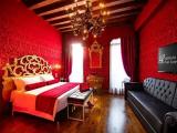 Deluxe room with canal view