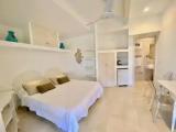 3 Bedrooms Apartment