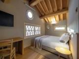 Standard room with land view
