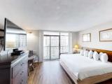 Double Studio with partial ocean view